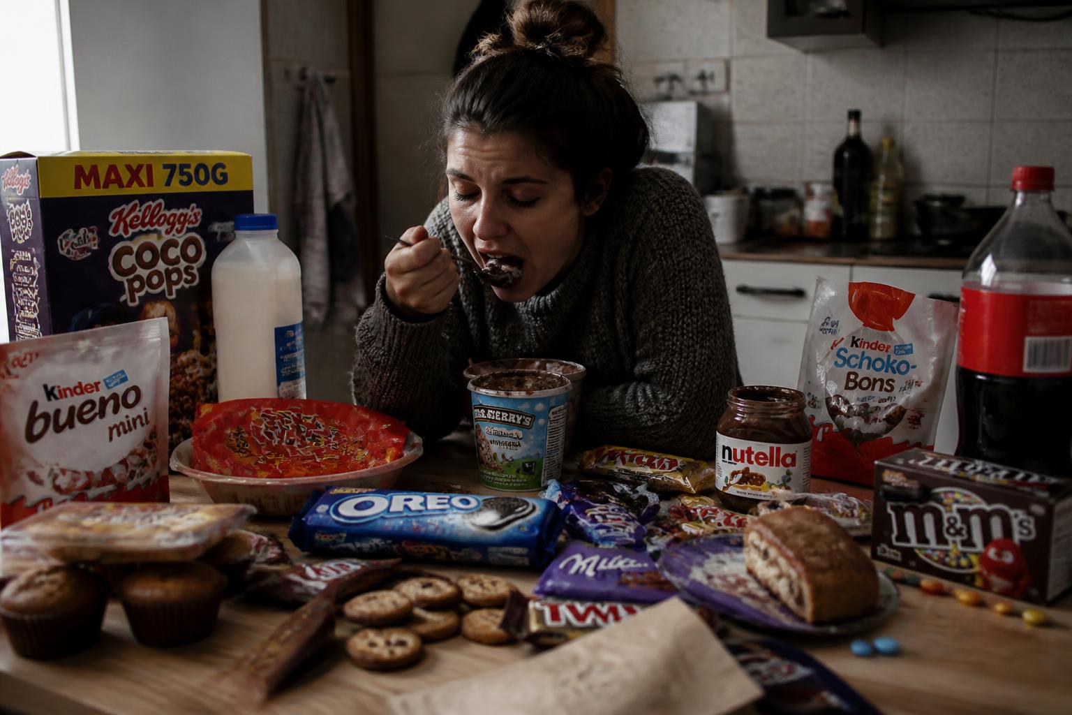 Comprendre l’addiction au sucre 4 découvrez les causes, les effets et les solutions pour mieux comprendre l’addiction au sucre et adopter une alimentation équilibrée.