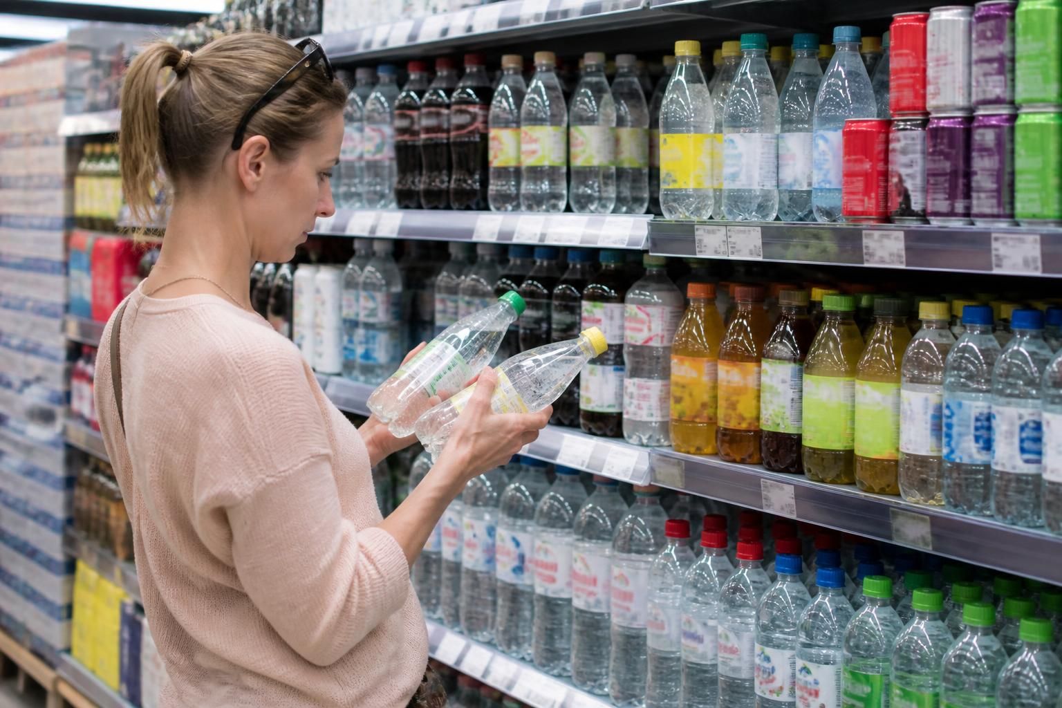 Boisson sans sucre en grande surface : le guide du rayon 4 découvrez notre guide complet des boissons sans sucre disponibles en grande surface pour faire le meilleur choix santé et plaisir au rayon boissons.